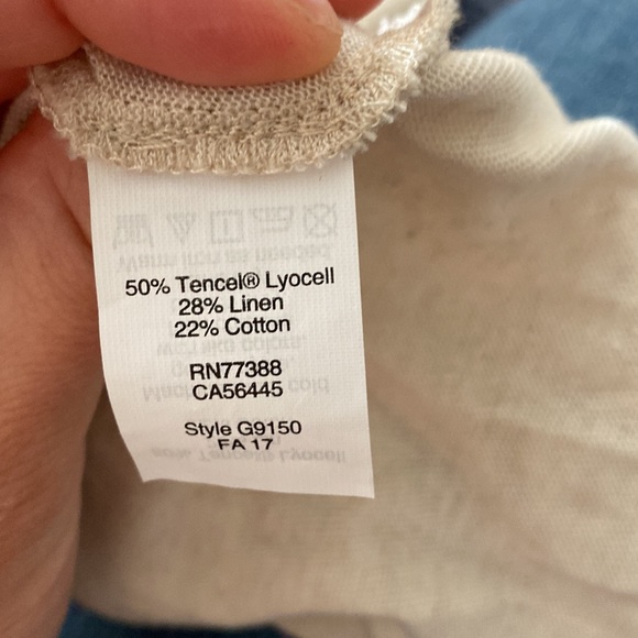 Medium, Madewell Long Sleeve T-Shirt in Oatmeal Heather - Picture 4 of 5